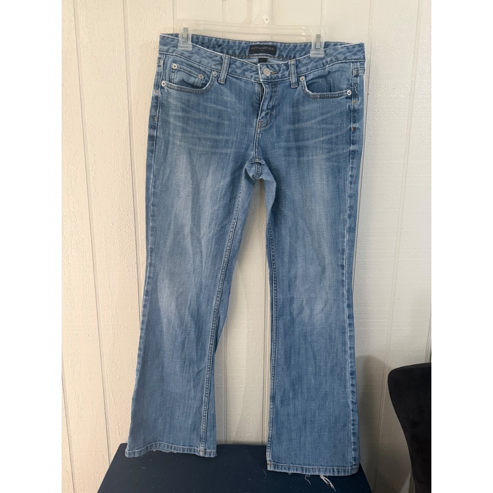 Banana Republic Womens 29/8S Medium Wash Bootcut Denim Jeans Blue Distressed Hem